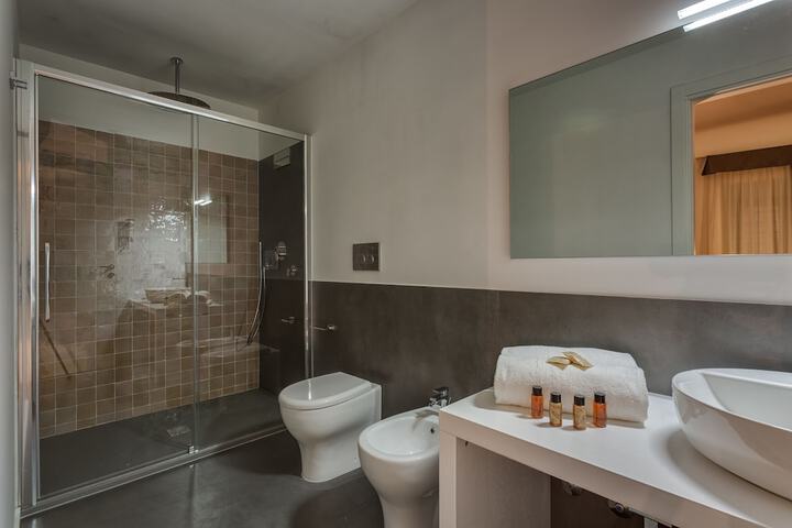 Bath Photo