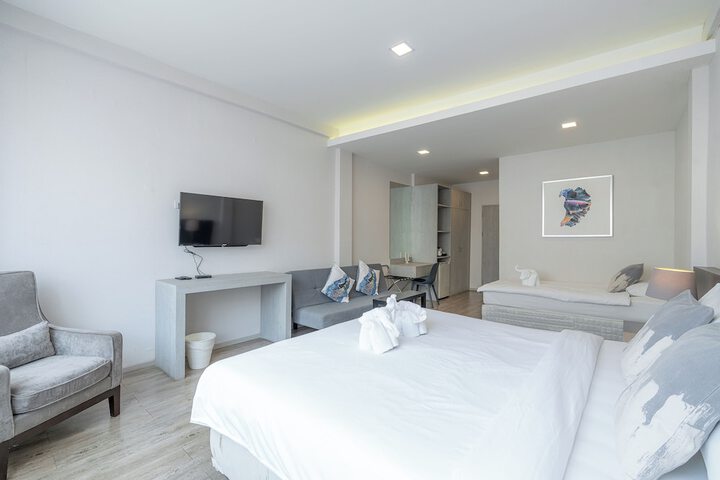 Room 46 of 216