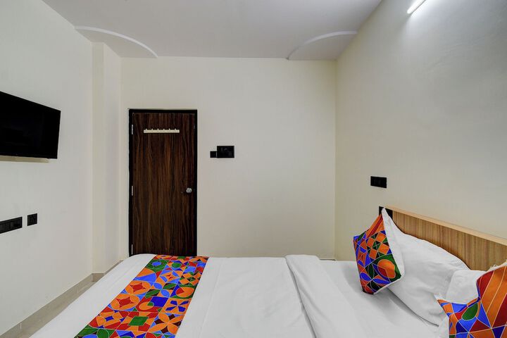 Room 18 of 24