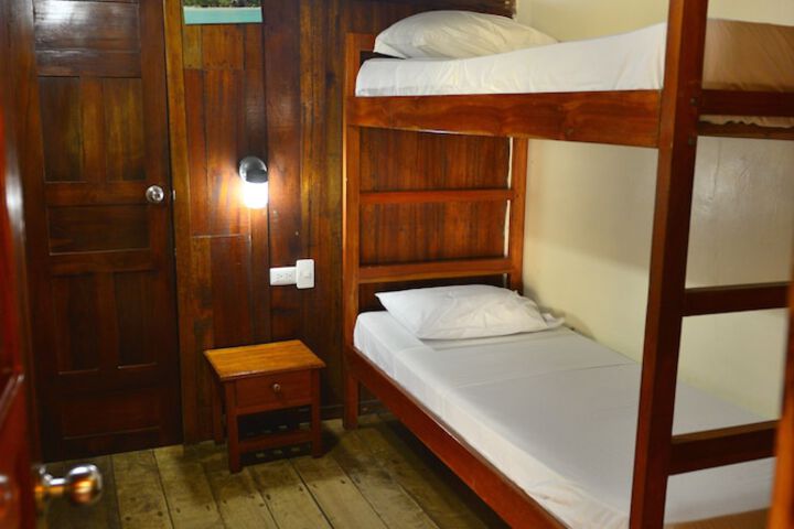 Room 12 of 73