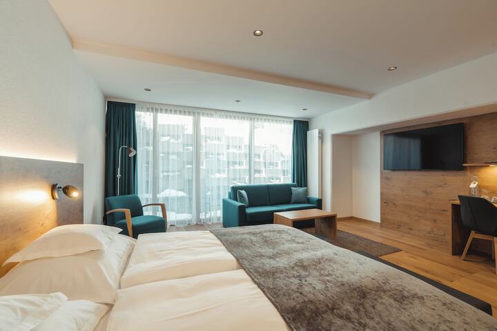 Room 10 of 36