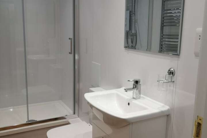Room 60 of 77