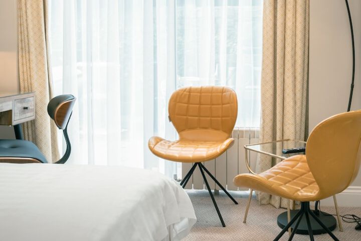 Room 50 of 85
