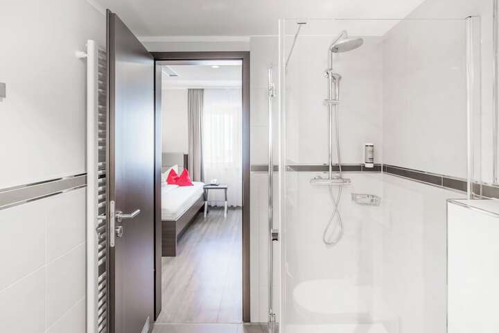 Room 20 of 51