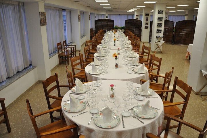 Dining 11 of 22