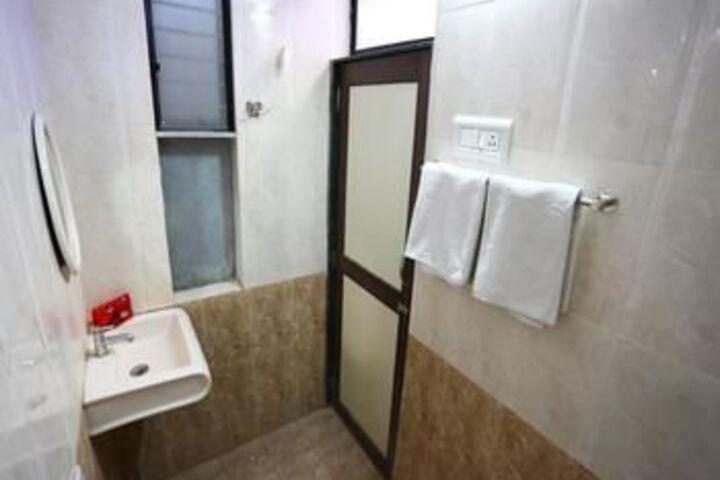 Room 5 of 21