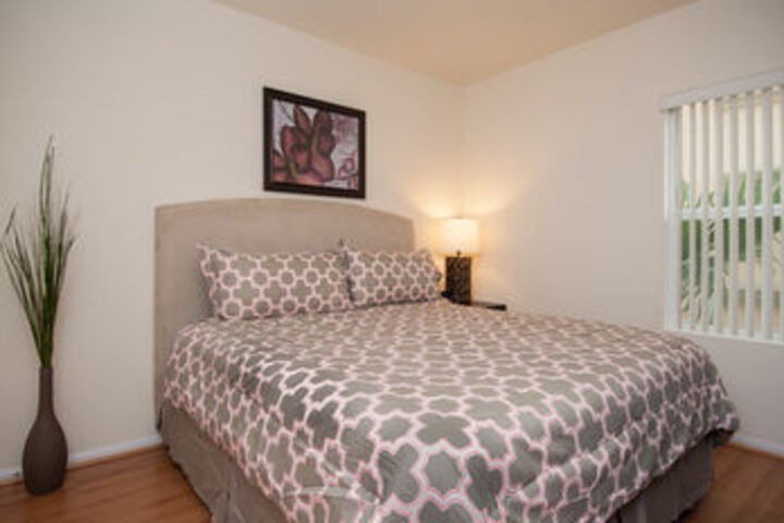 Room 2 of 25