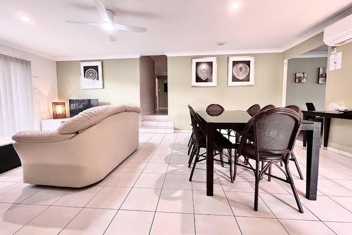 Room 10 of 36