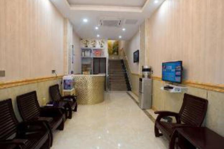 Jiayu Tianyou Business Hotel