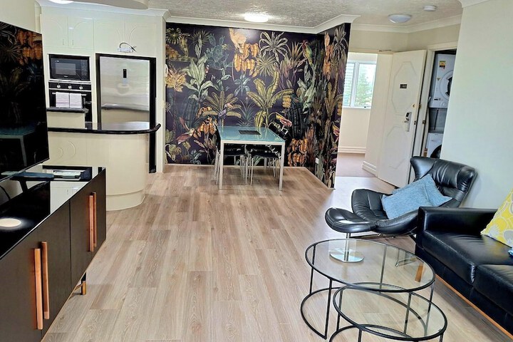 Room 44 of 76