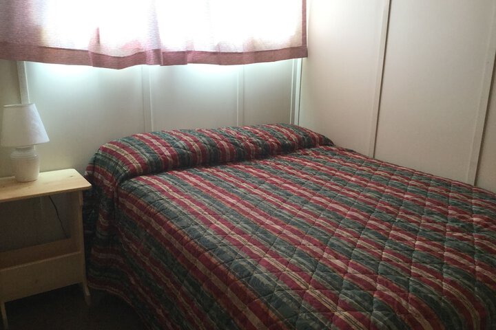Room 13 of 80