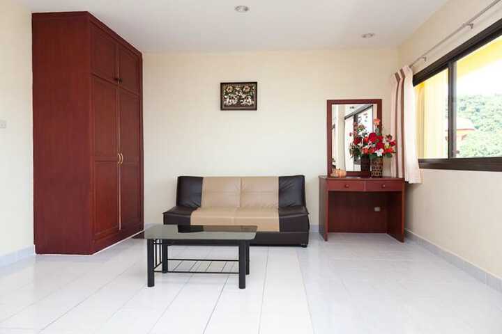 Room 13 of 41