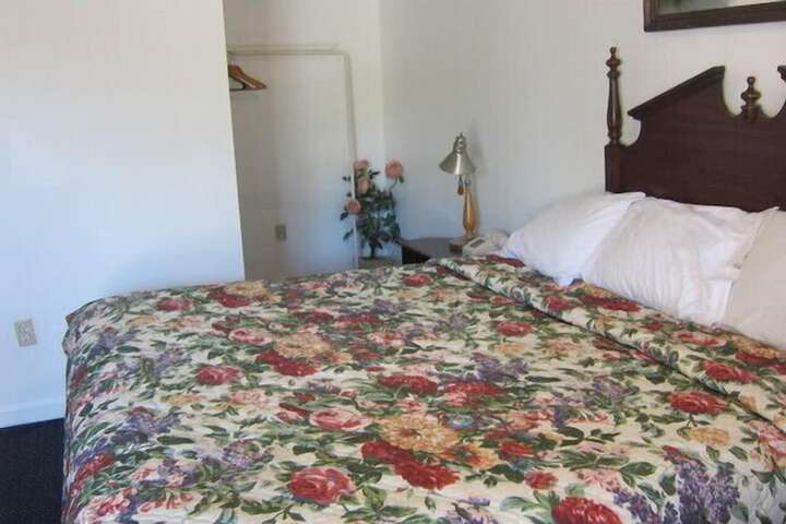 Hotel Interior 8 of 19