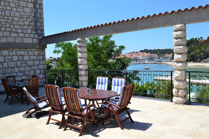 Terrace/Patio 72 of 96