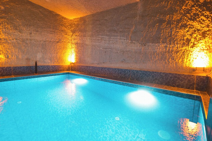 Pool 61 of 113