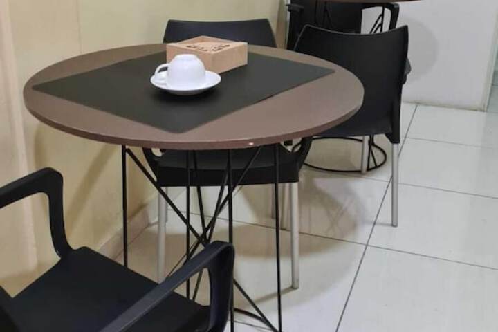 Breakfast/Coffee Service 8 of 10