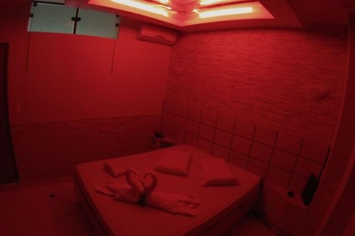 Room 10 of 63