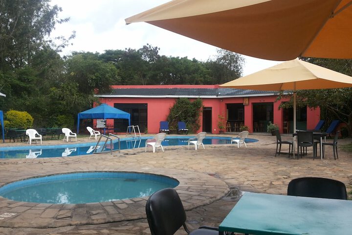 Pool 61 of 115
