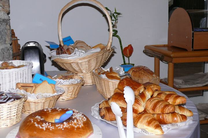 Breakfast/Coffee Service 20 of 35