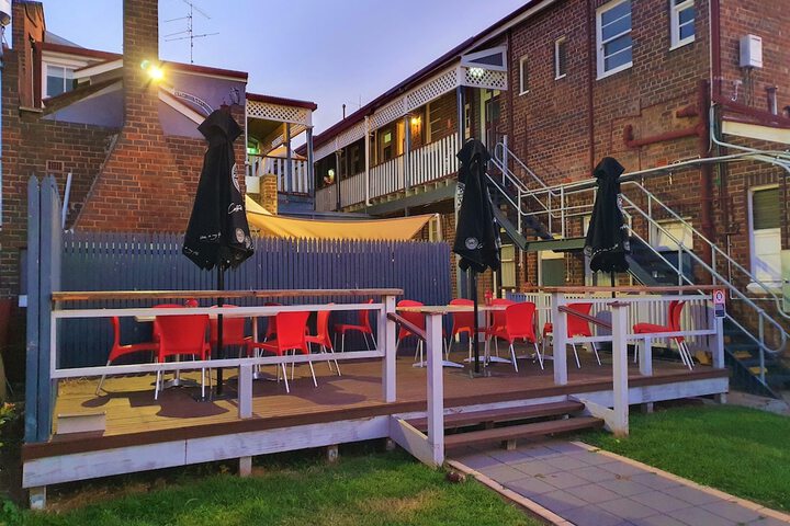Royal Hotel West Wyalong