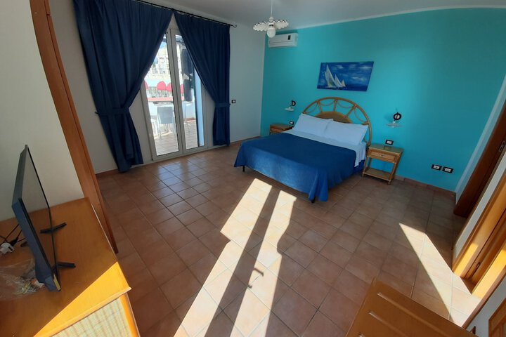 Room 78 of 249
