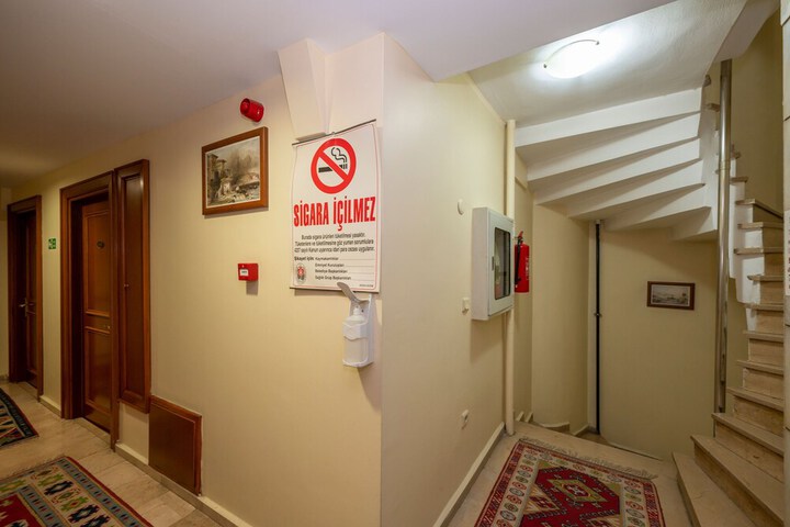 Ballroom/Hall 37 of 41