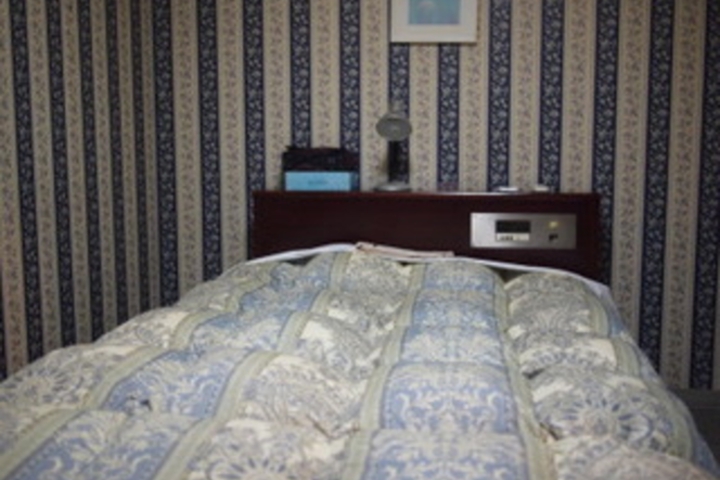 Room 2 of 4