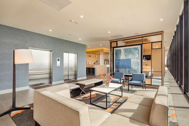 Guest Lobby