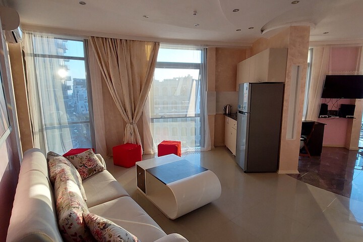 Room 18 of 101