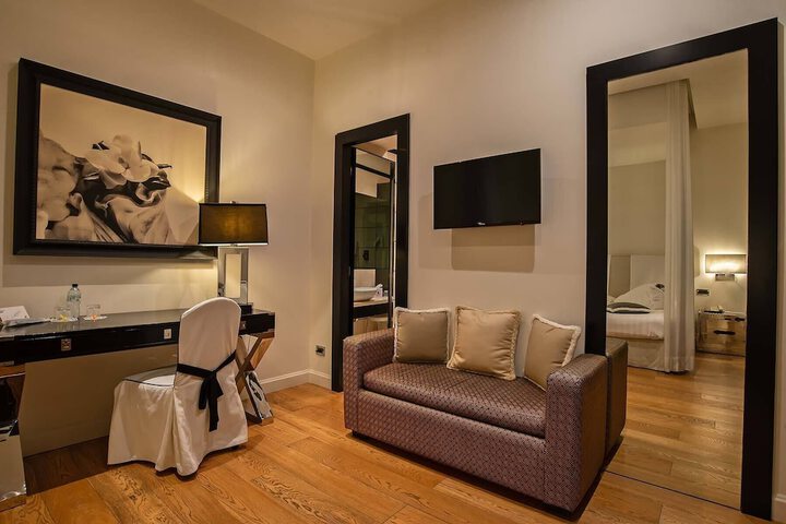 Room 108 of 174