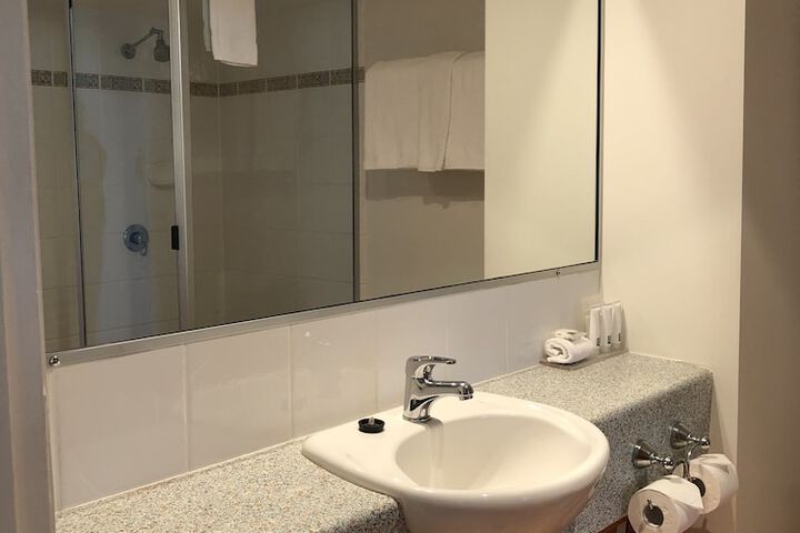 Room 65 of 84