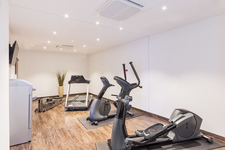 Hotel Gym Photos