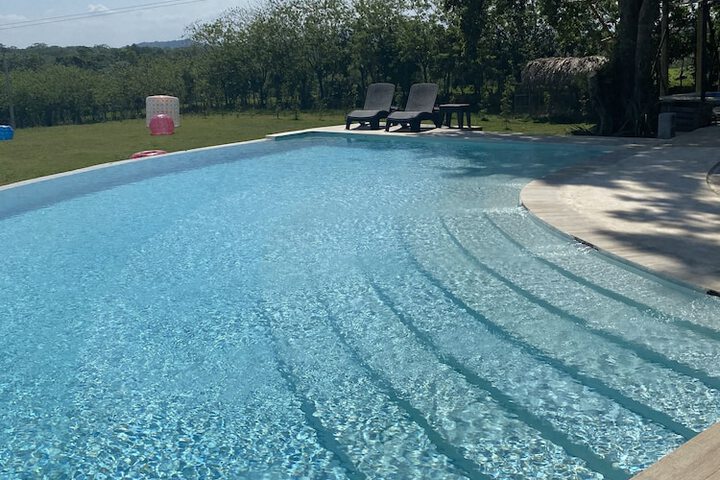 Pool 10 of 41