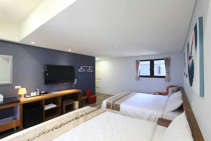 Room 41 of 62