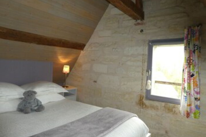 Room 5 of 50