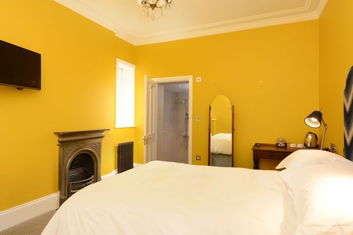 Room 2 of 15