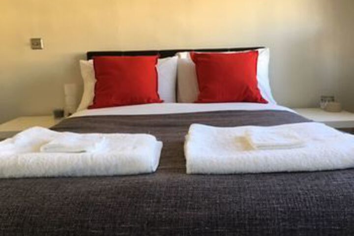 Room 7 of 34
