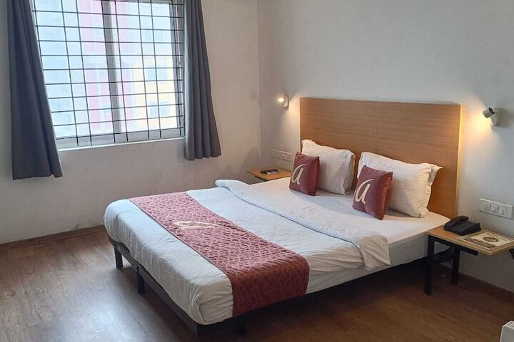 Room 14 of 21