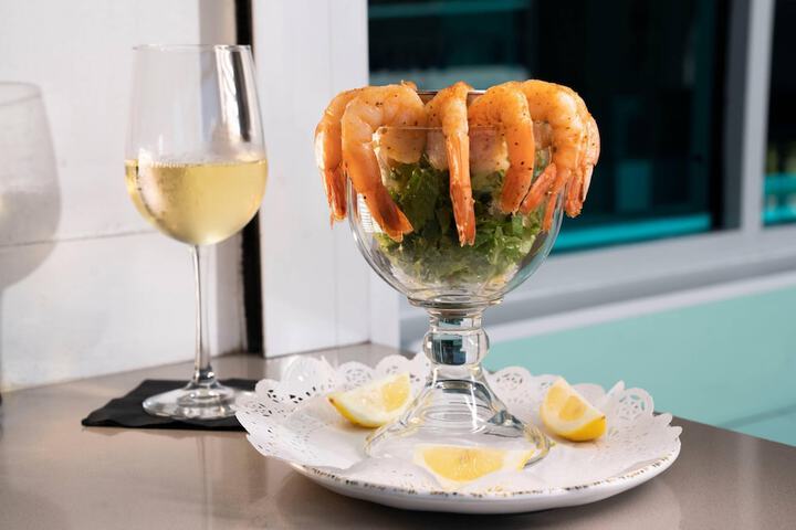 Dining 55 of 67