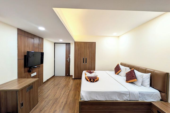 Room 15 of 184