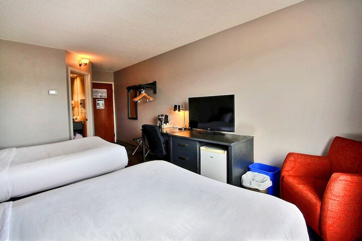 Room 30 of 59