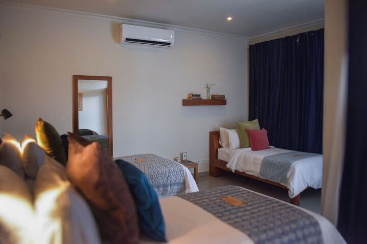 Room 30 of 59