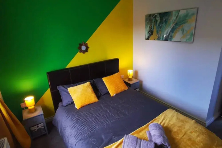 Room 5 of 26