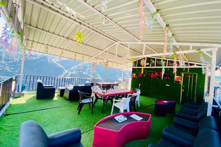 Kempty valley view hotel and restaurant