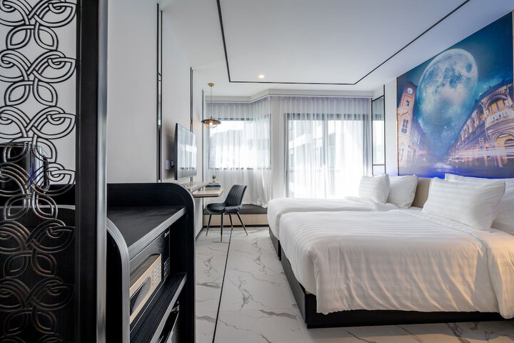 Room 14 of 46