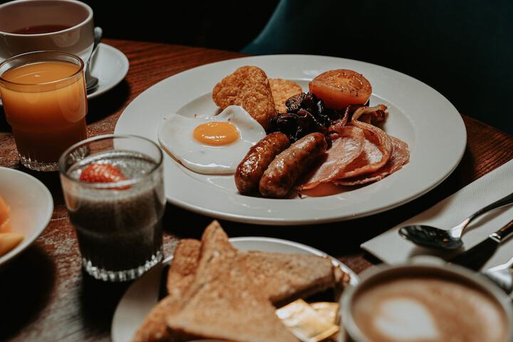 Breakfast meal