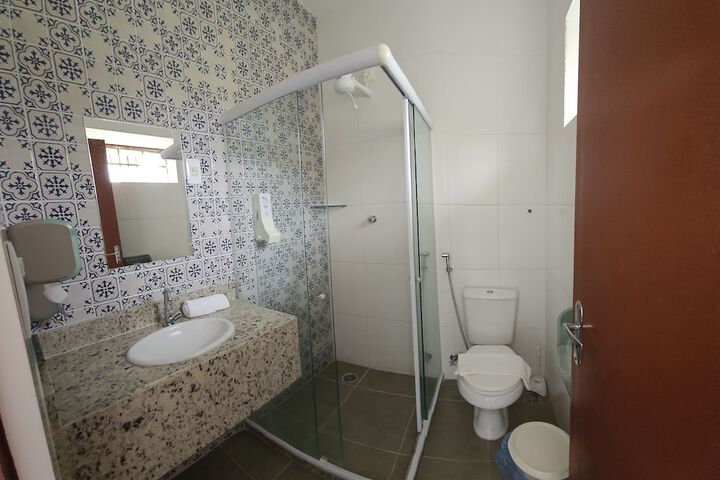 Room 106 of 157