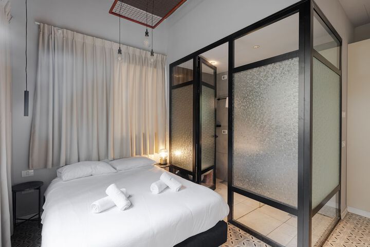 Room 29 of 57