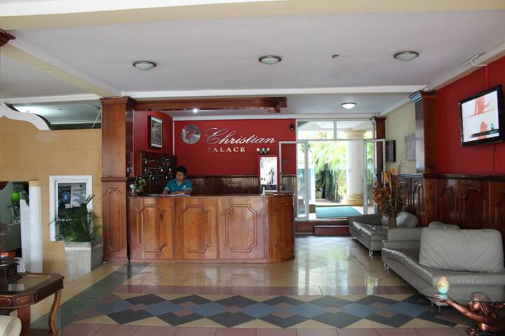 HOTEL CHRISTIAN PALACE