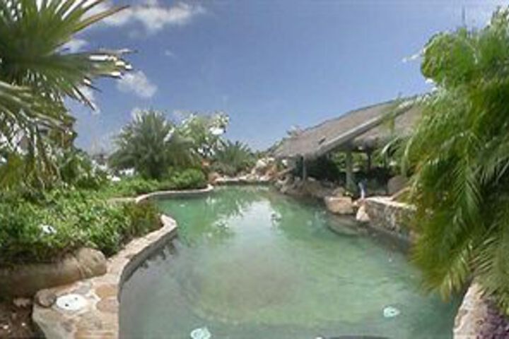 Pools & Facilities